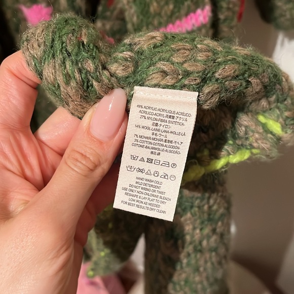 Fp sweater - Picture 3 of 5